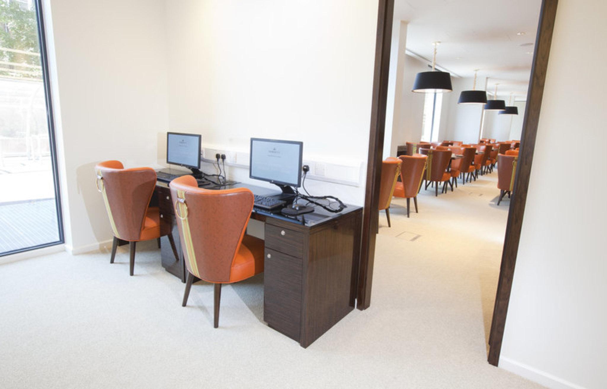 Dorsett Shepherds Bush Лондон Экстерьер фото