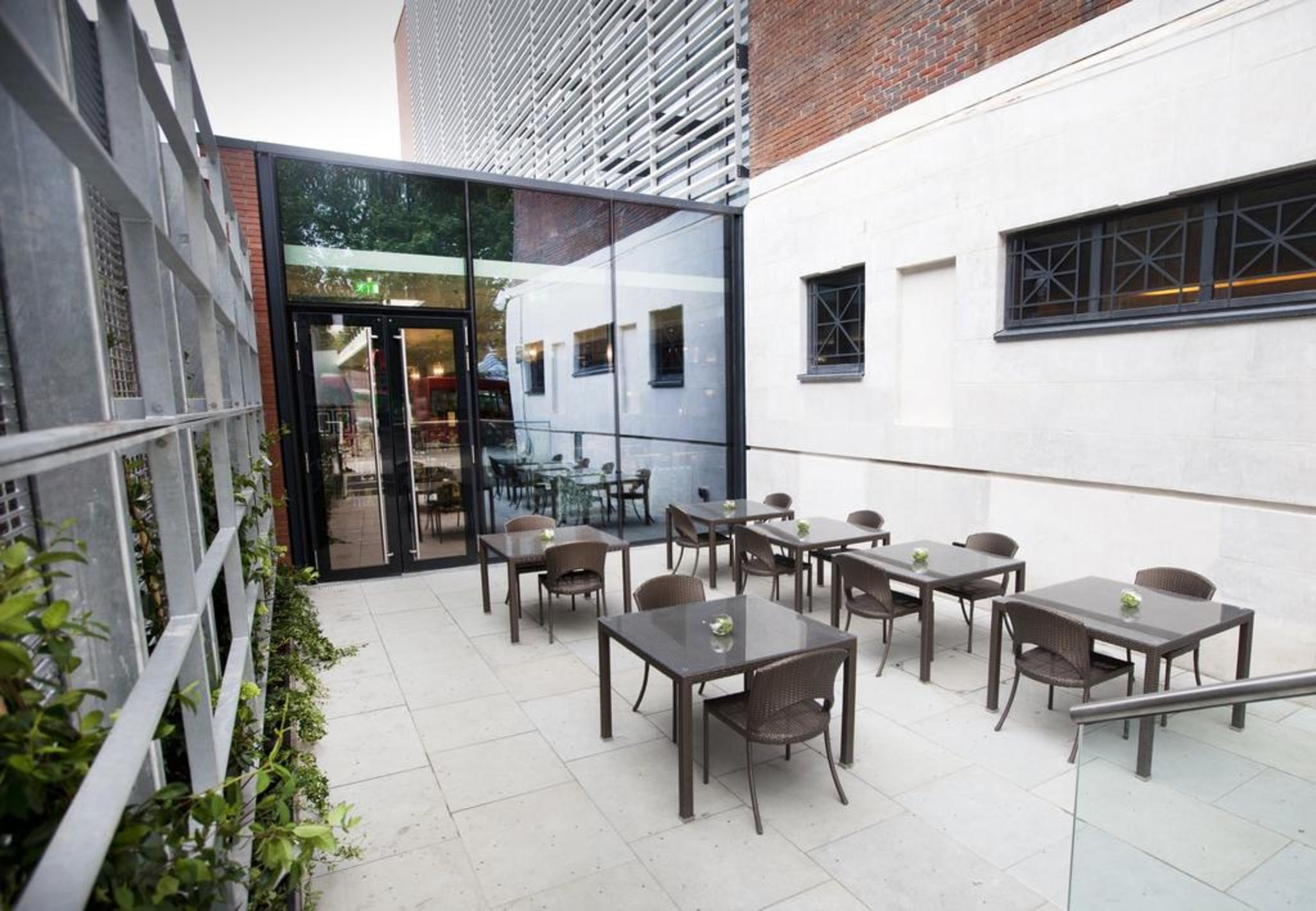 Dorsett Shepherds Bush Лондон Экстерьер фото